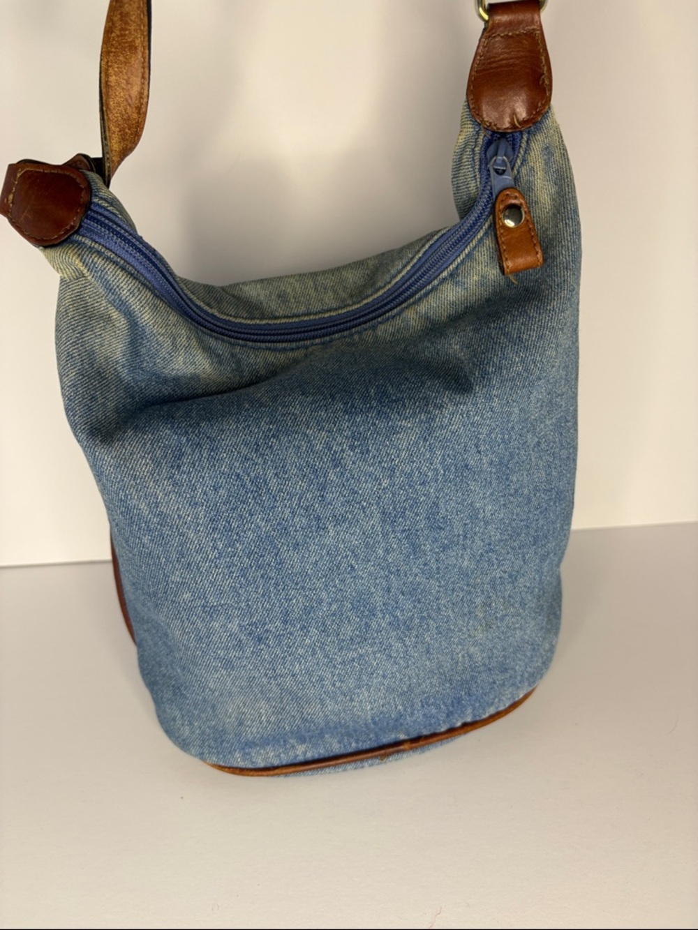 Aigner vintage Denim Crossbody Bag with Brown Leather Trim - Picture 4 of 8